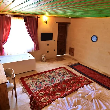 Hotel Sueleyman Cappadocia - Hot Air Balloon View Goreme